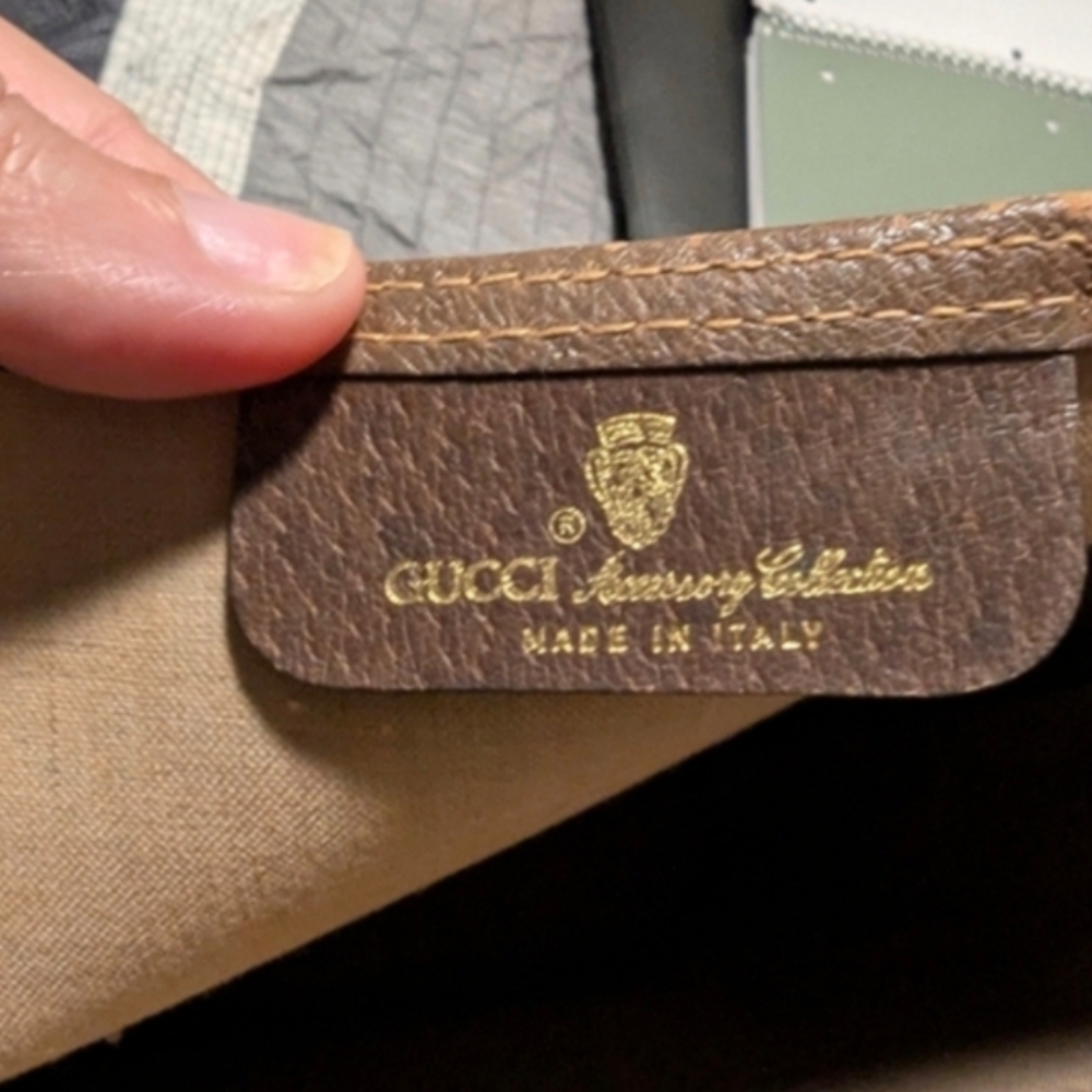 Gucci Supreme Tote Bag with Sherry Canvas Straps and COA - Picture 4 of 16